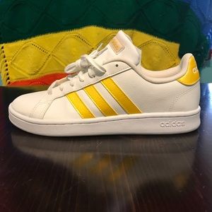 Adidas Women’s Grand Court Sneakers